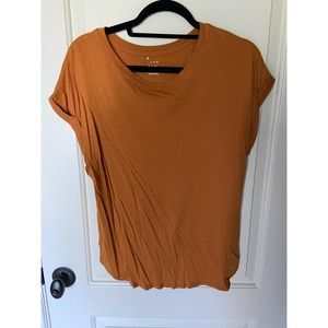 Woman’s tee
